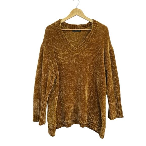 Zara Gold Oversized Chunky Knit Long Sleeve V Neck Sweater, Size Medium - Picture 3 of 7